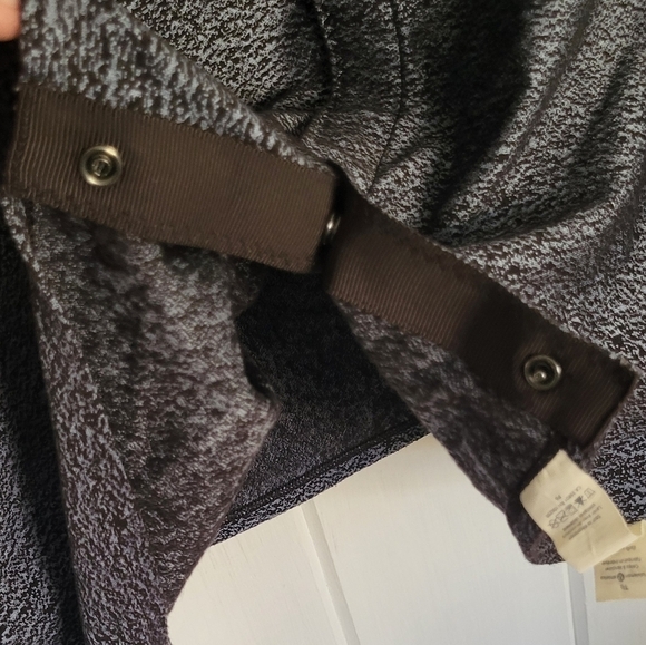 Lululemon Vinyasa Wrap Running Jacquard Blue Denim Scarf - Picture 6 of 10